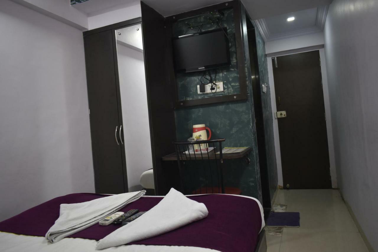 Hotel Arma Court - Near Us Embassy, Bkc Mumbai Exteriör bild